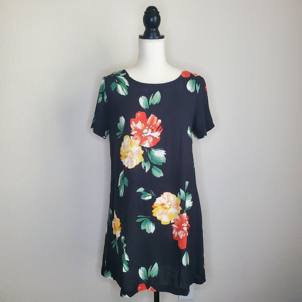 Alcott Floral Shift Dress Medium